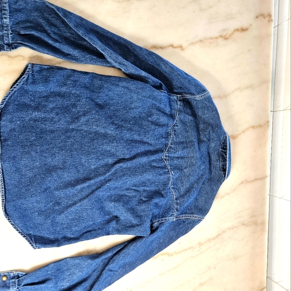 Classic Denim Button-Down by Quizz, Small Size 100% Cotton - Picture 3 of 9